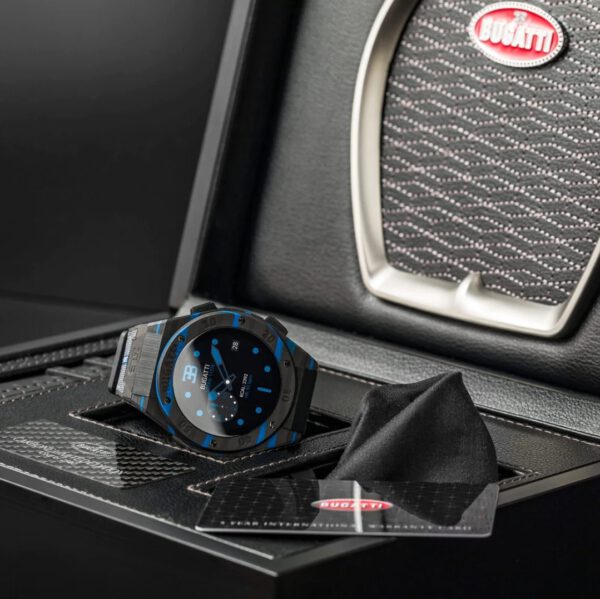 ⁦שעון חכם Bugatti Smartwatch Carbone Limited Edition⁩ – תמונה ⁦3⁩